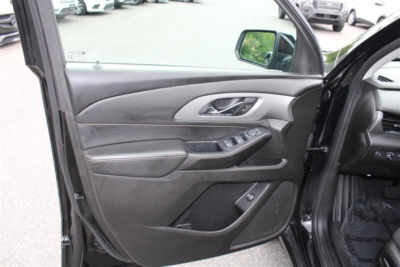 used 2021 Chevrolet Traverse car, priced at $15,999
