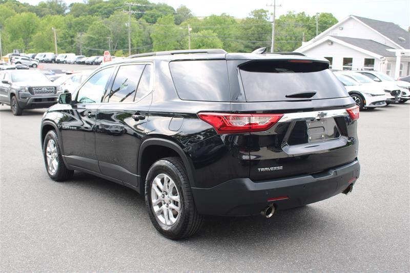 used 2021 Chevrolet Traverse car, priced at $15,999