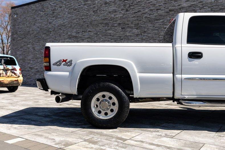 used 2005 GMC Sierra 2500 car, priced at $33,500