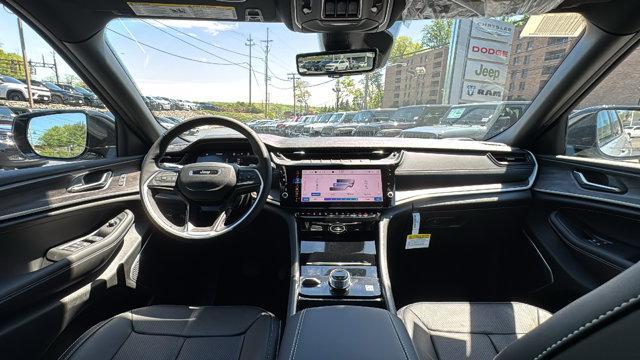 new 2026 Jeep Grand Cherokee car, priced at $53,030