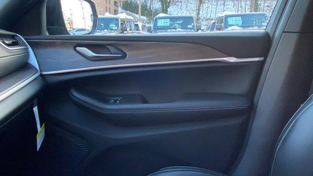 new 2025 Jeep Grand Cherokee L car, priced at $46,415