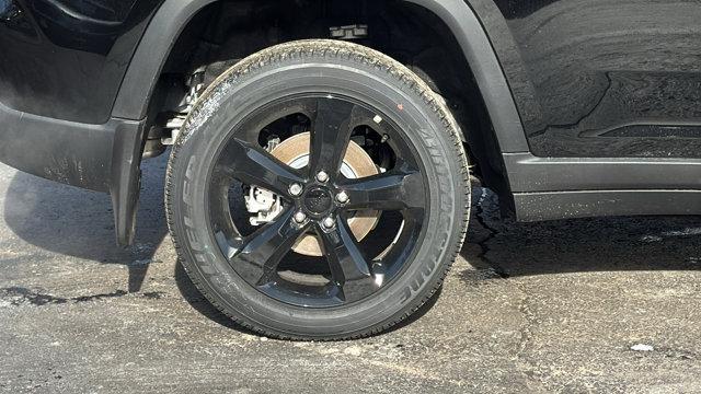 new 2025 Jeep Grand Cherokee car, priced at $48,800