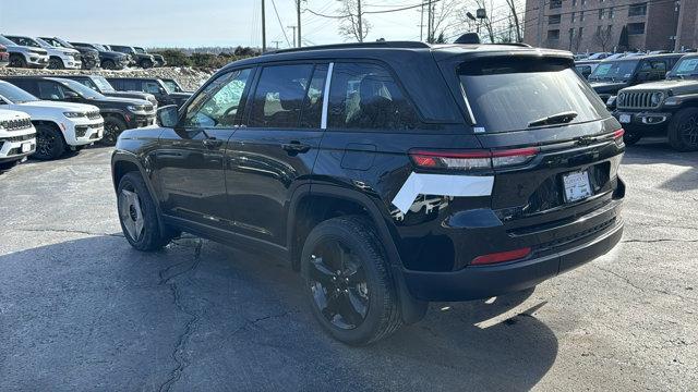 new 2025 Jeep Grand Cherokee car, priced at $48,800