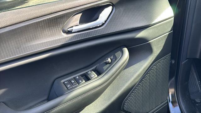 new 2025 Jeep Grand Cherokee car, priced at $48,800