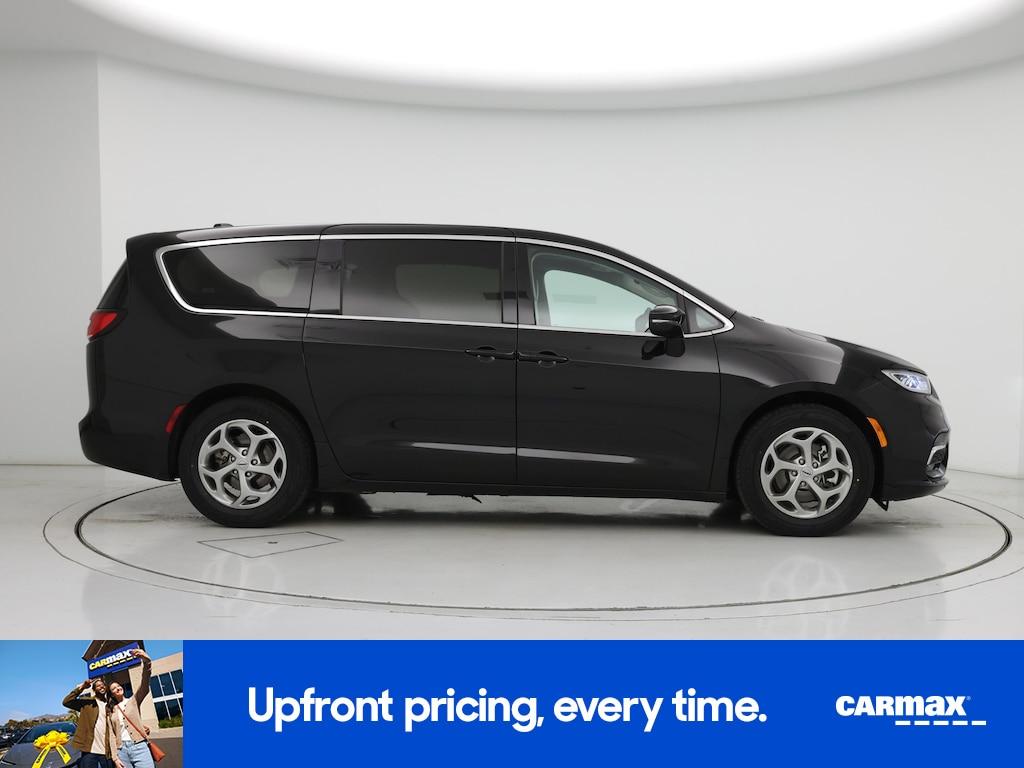 used 2024 Chrysler Pacifica car, priced at $33,998