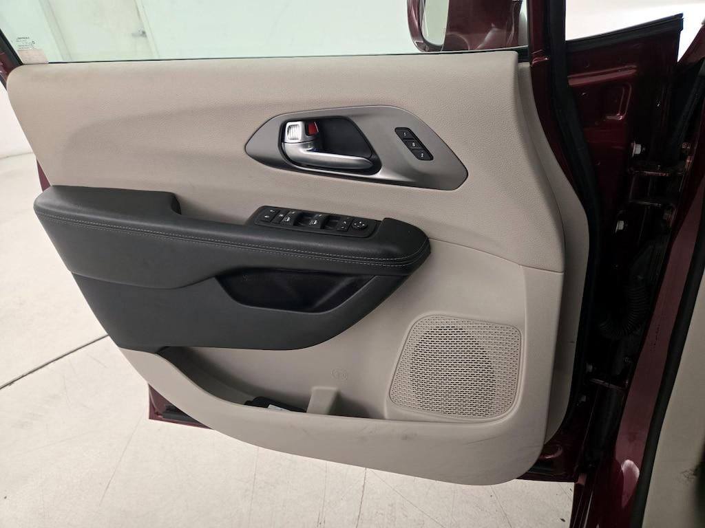 used 2019 Chrysler Pacifica car, priced at $22,998