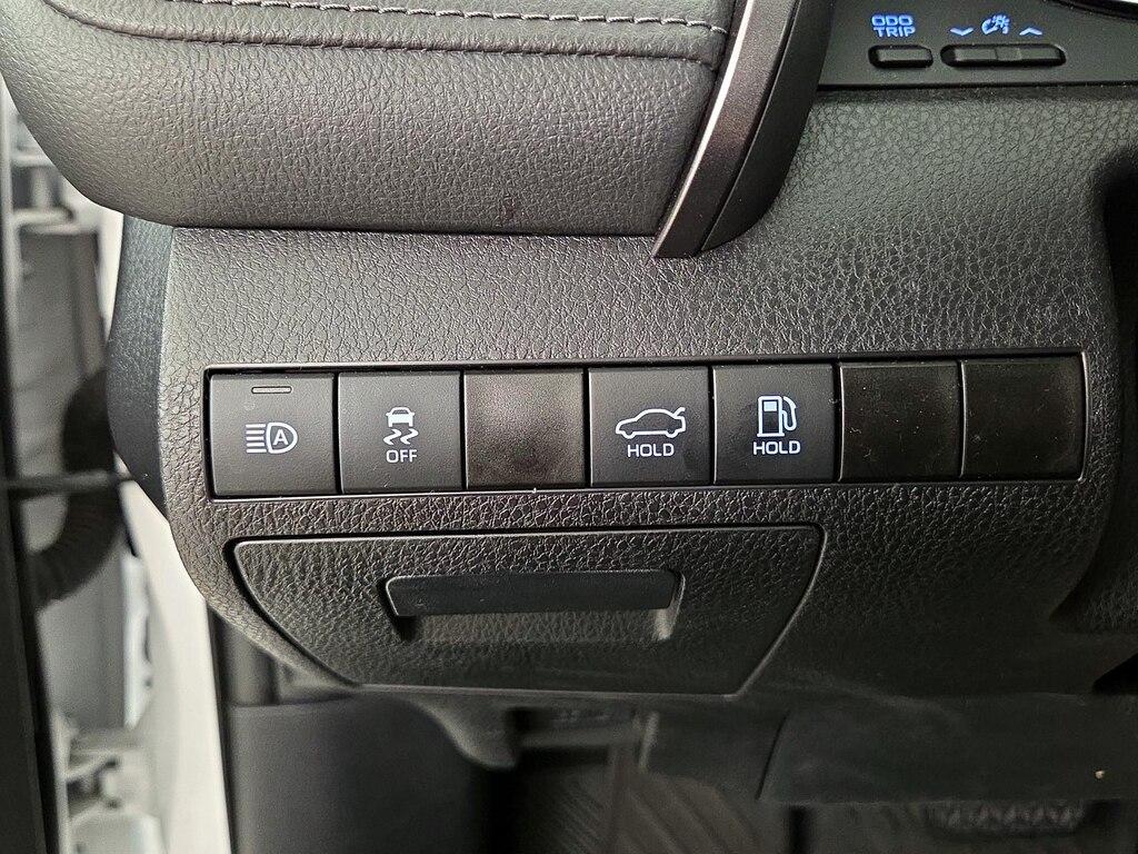 used 2021 Toyota Camry Hybrid car, priced at $26,998