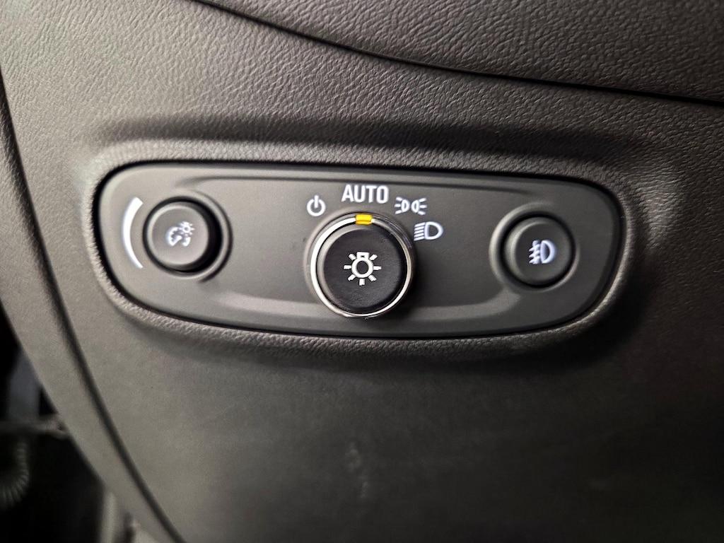 used 2020 Chevrolet Equinox car, priced at $18,998