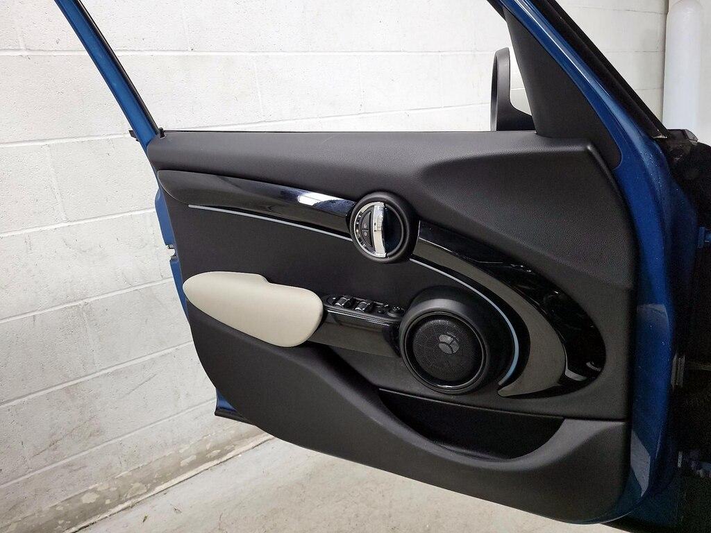 used 2024 MINI Hardtop car, priced at $26,998