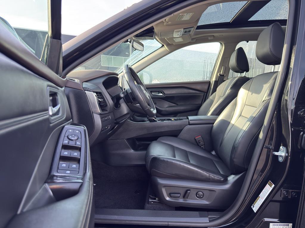 used 2023 Nissan Rogue car, priced at $21,799