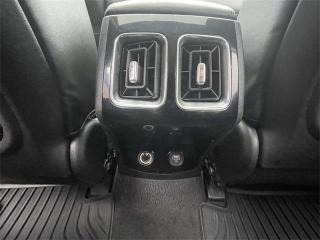 used 2023 Kia Sorento car, priced at $23,700