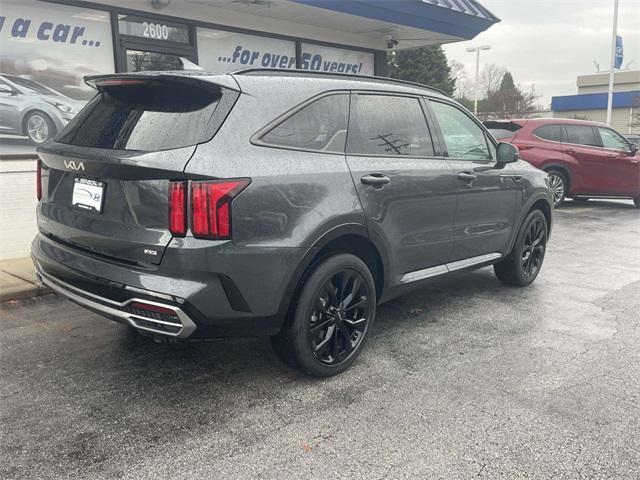 used 2023 Kia Sorento car, priced at $23,700