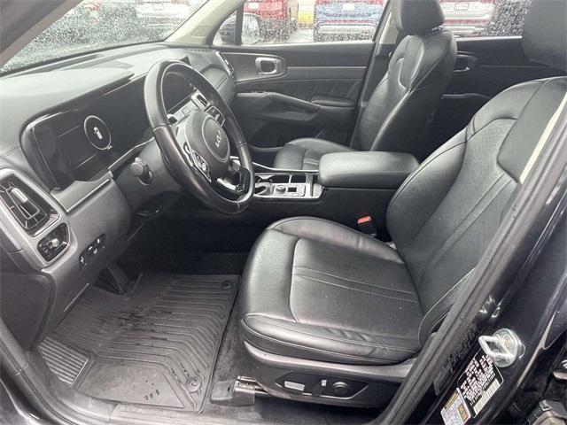 used 2023 Kia Sorento car, priced at $23,700