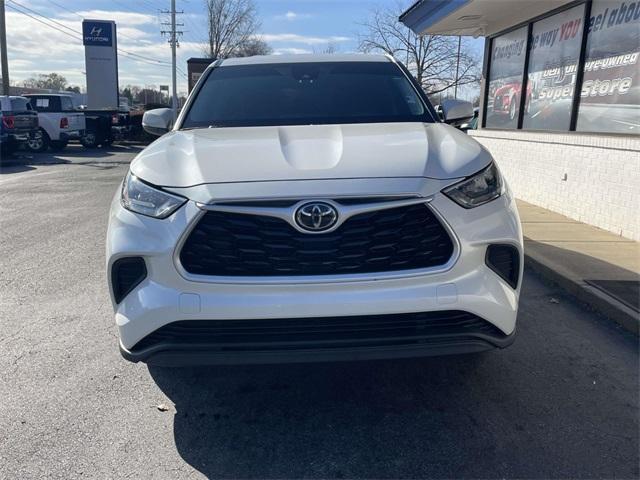 used 2020 Toyota Highlander car, priced at $24,400