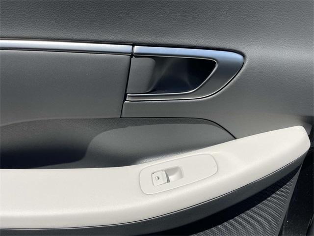 new 2025 Hyundai Sonata Hybrid car, priced at $29,782