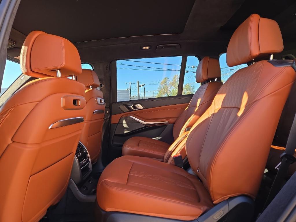 new 2026 BMW X7 car, priced at $104,325
