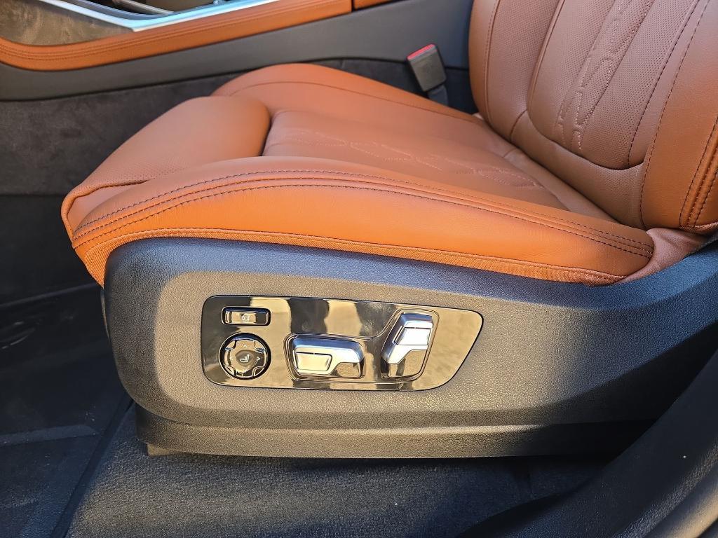 new 2026 BMW X7 car, priced at $104,325