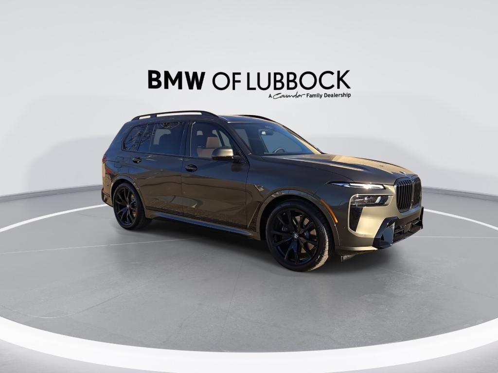 new 2026 BMW X7 car, priced at $104,325