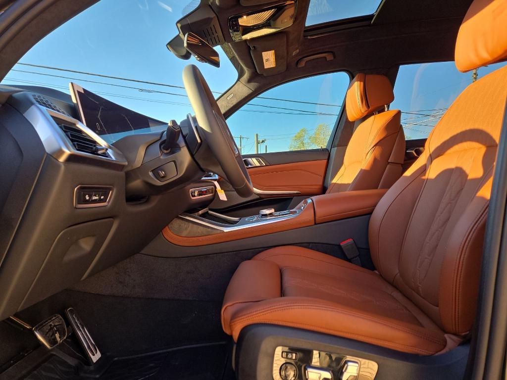 new 2026 BMW X7 car, priced at $104,325