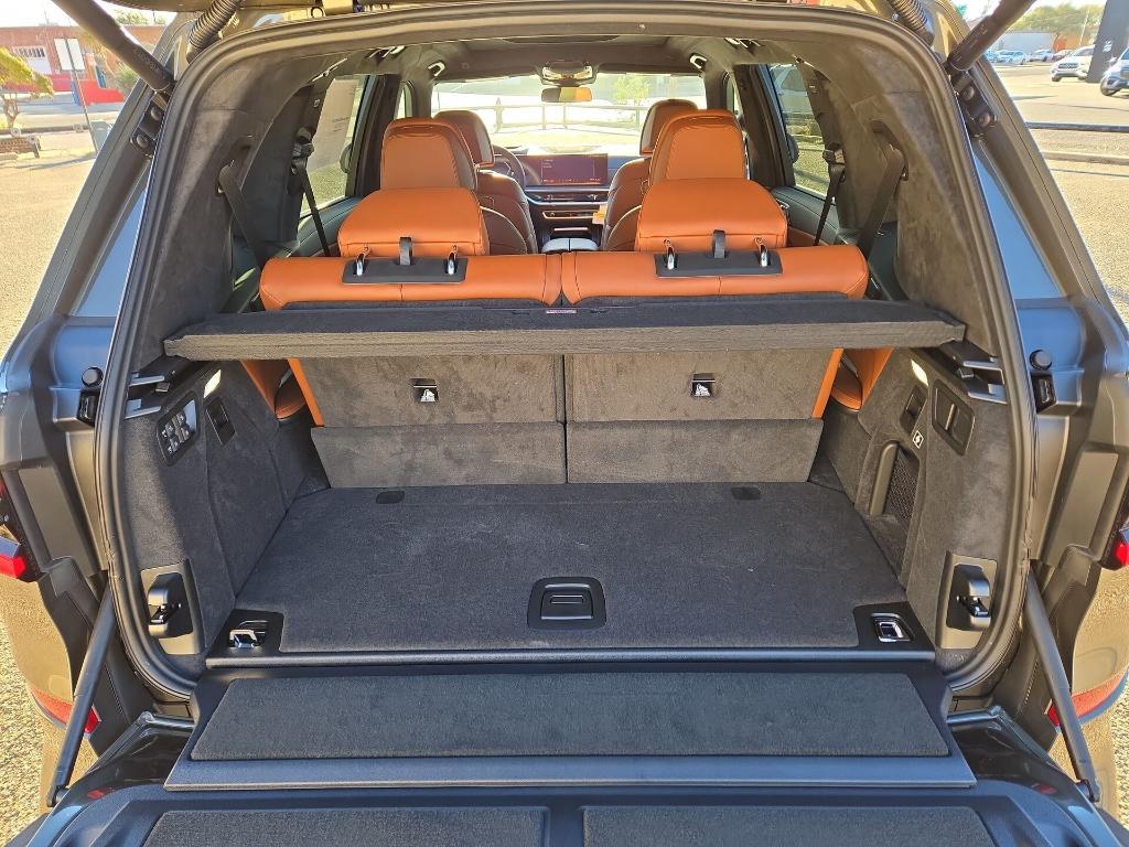 new 2026 BMW X7 car, priced at $104,325