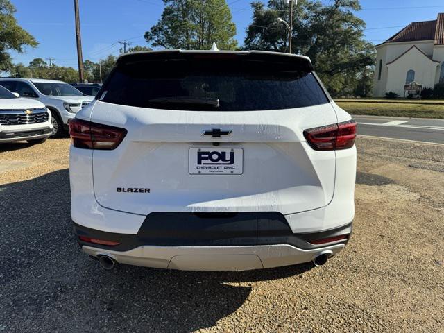 new 2025 Chevrolet Blazer car, priced at $39,425