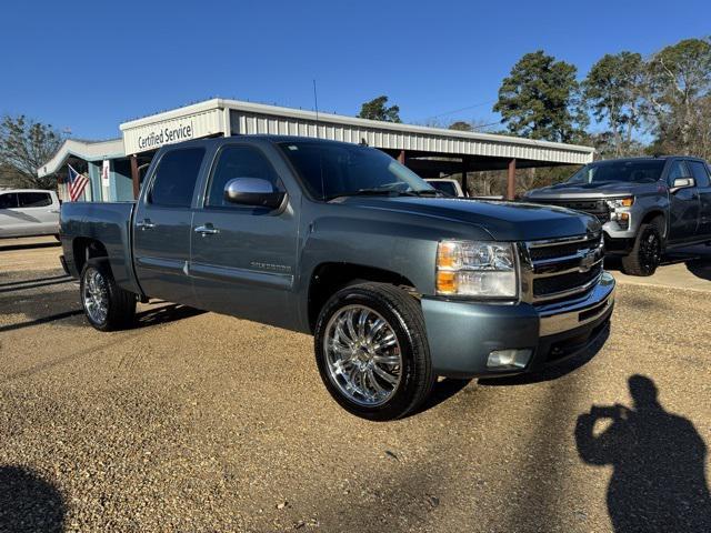 used 2011 Chevrolet Silverado 1500 car, priced at $17,492