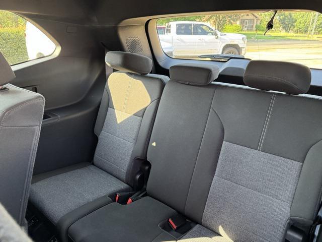 used 2025 GMC Acadia car, priced at $36,949