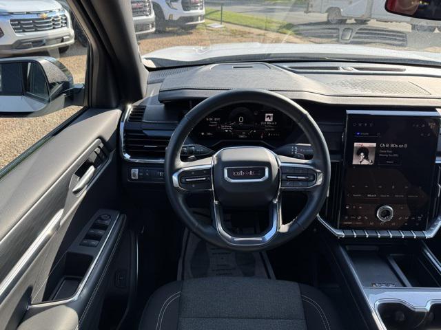 used 2025 GMC Acadia car, priced at $36,949