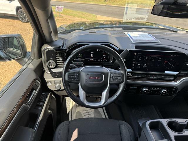 used 2022 GMC Sierra 1500 car, priced at $32,838