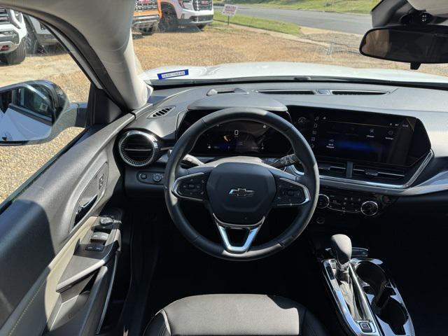 used 2025 Chevrolet Trax car, priced at $24,429