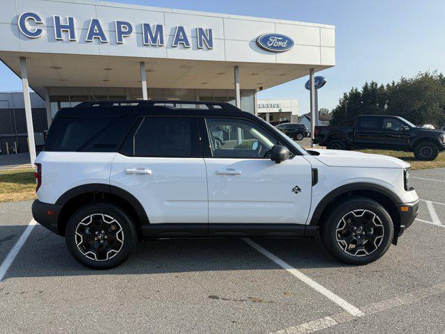 new 2025 Ford Bronco Sport car, priced at $36,953