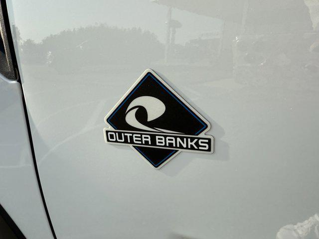 new 2025 Ford Bronco Sport car, priced at $36,953