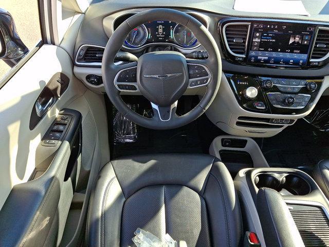 used 2024 Chrysler Pacifica car, priced at $25,856