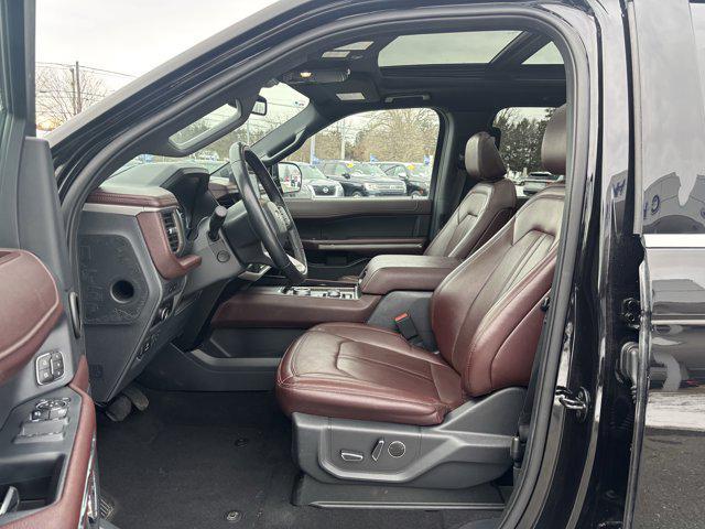 used 2023 Ford Expedition car, priced at $42,858