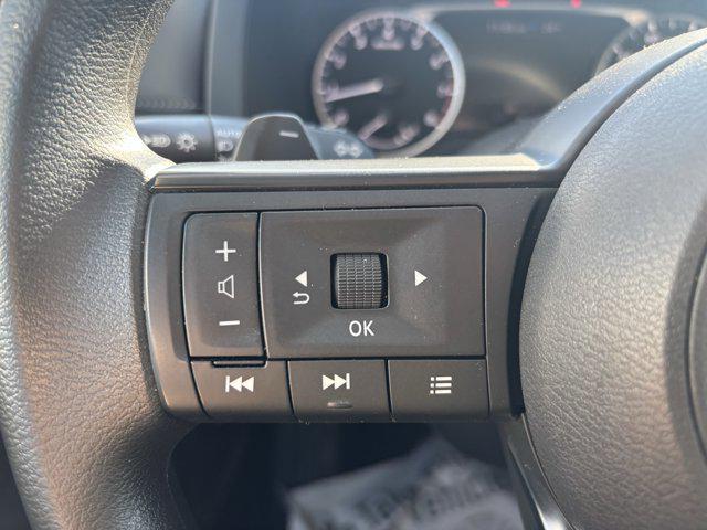 used 2025 Nissan Pathfinder car, priced at $29,989