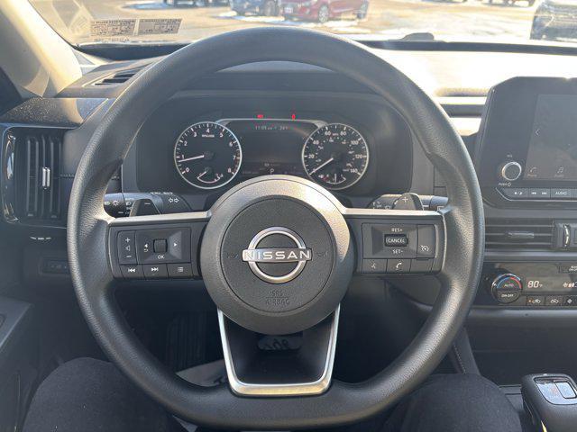 used 2025 Nissan Pathfinder car, priced at $29,989