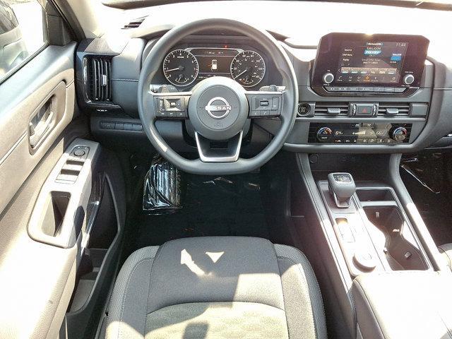 used 2025 Nissan Pathfinder car, priced at $29,989