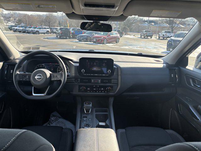 used 2025 Nissan Pathfinder car, priced at $29,989
