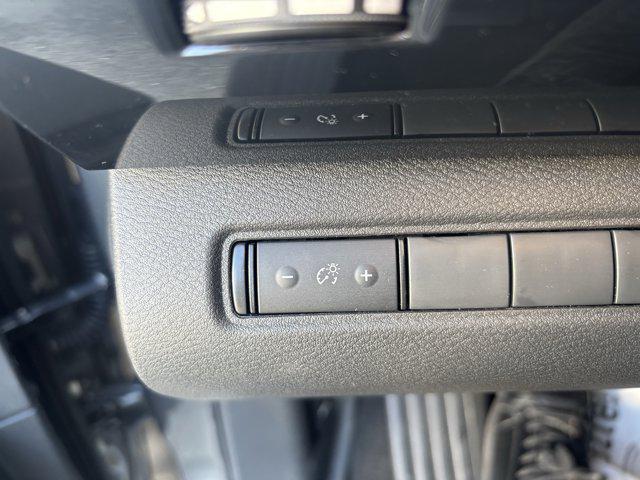 used 2025 Nissan Pathfinder car, priced at $29,989