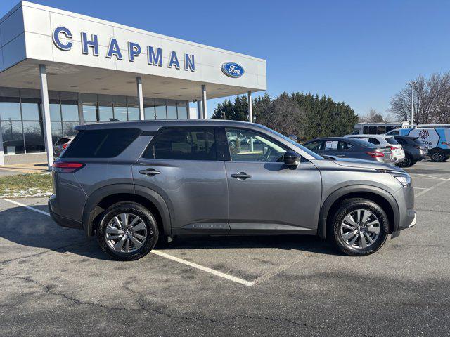 used 2025 Nissan Pathfinder car, priced at $29,989