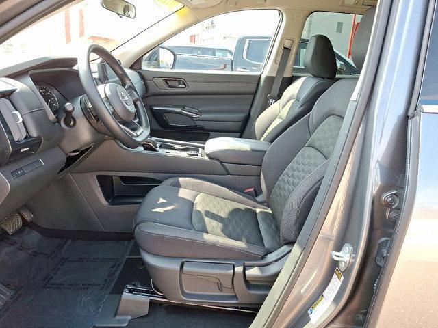 used 2025 Nissan Pathfinder car, priced at $29,989