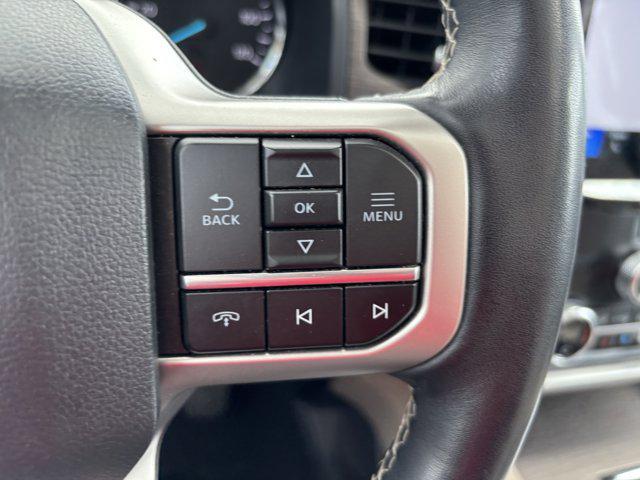 used 2024 Ford Expedition car, priced at $44,457