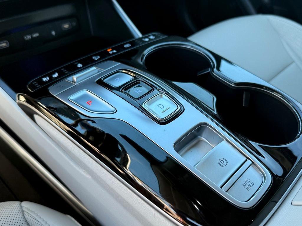 used 2024 Hyundai TUCSON Hybrid car, priced at $39,500