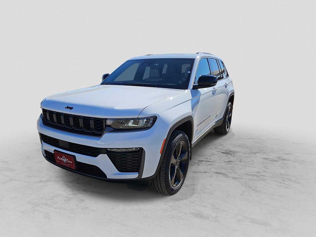 new 2026 Jeep Grand Cherokee car, priced at $50,735