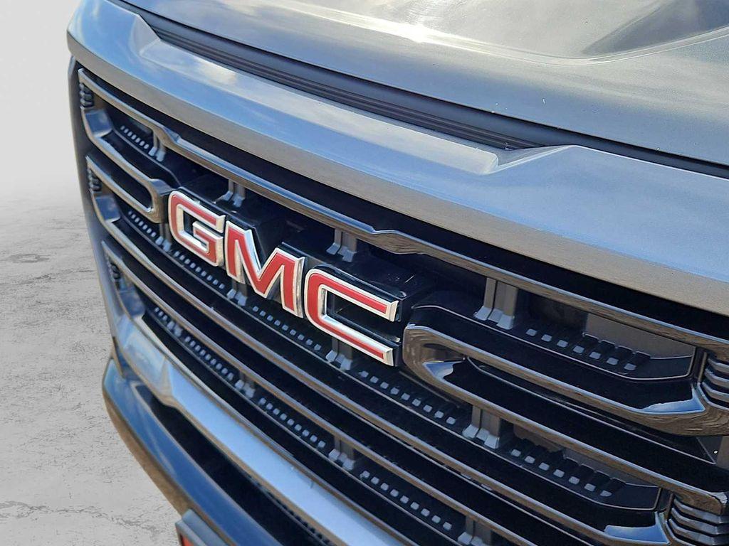 used 2021 GMC Canyon car, priced at $25,999