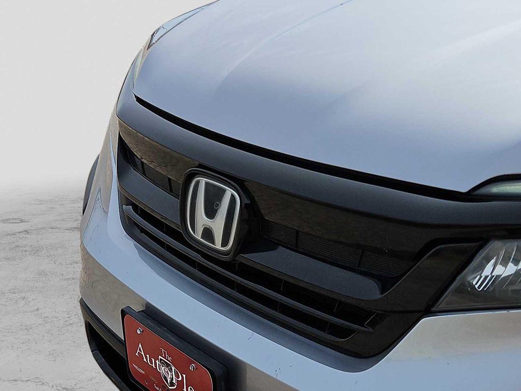 used 2022 Honda Pilot car, priced at $25,949