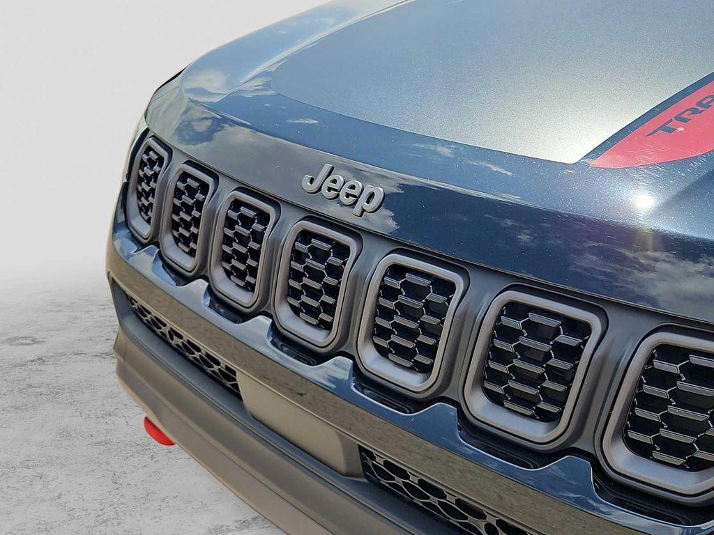 used 2025 Jeep Compass car, priced at $32,213
