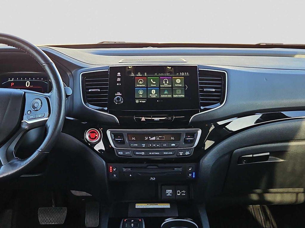 used 2022 Honda Pilot car, priced at $31,805