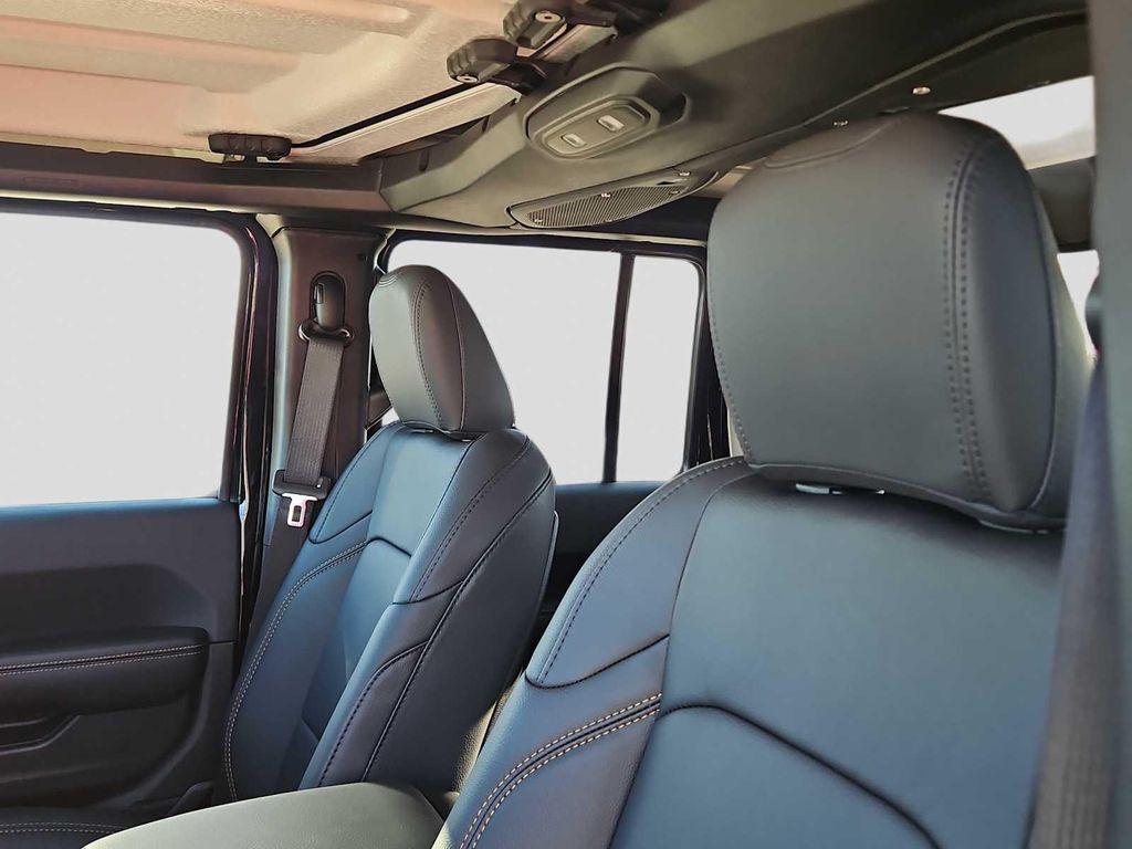 new 2026 Jeep Gladiator car, priced at $49,610