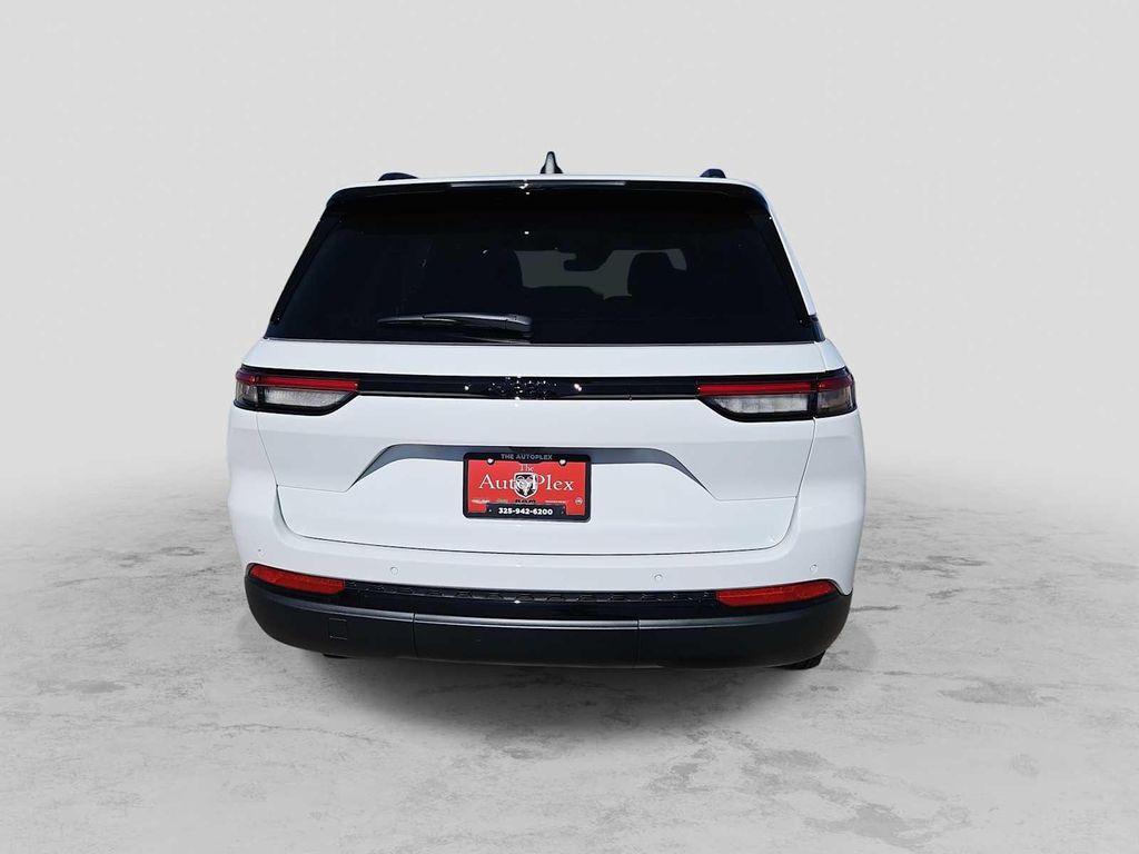 new 2025 Jeep Grand Cherokee car, priced at $36,385